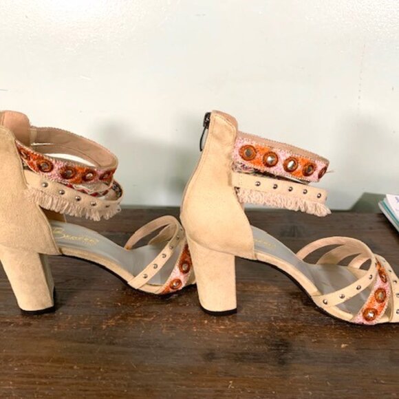 Beacon Fashion and Fit Sandals - Picture 4 of 9